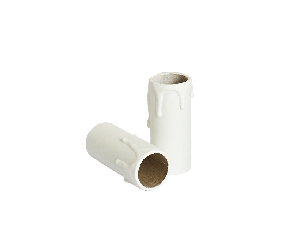 Kaarshuls wit karton. Een witte kartonnen huls voor een kroonluchter met een lengte van 65 mm geschikt voor E14 kaarsfittingen.